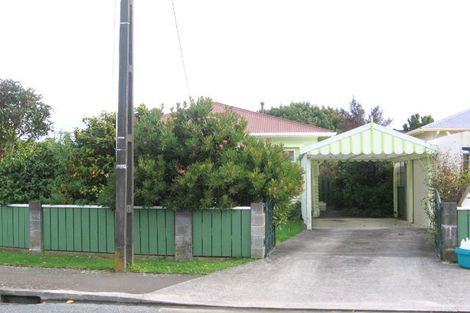 Photo of property in 1 Junction Street, Fairfield, Lower Hutt, 5011