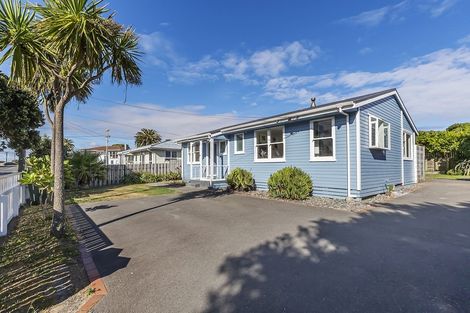 Photo of property in 76 Te Pene Avenue, Titahi Bay, Porirua, 5022