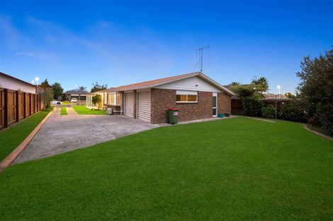 Photo of property in 8 Moreland Avenue, Pukete, Hamilton, 3200