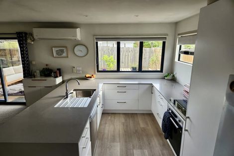 Photo of property in 51 Rob Roy Lane, Wanaka, 9305