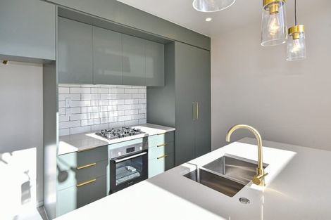 Photo of property in 8 Korowhiti Road, Clarks Beach, 2122