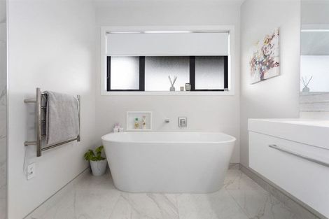 Photo of property in 16 Piripai Rise, Coastlands, Whakatane, 3120