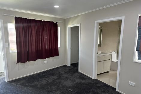Photo of property in 15 Bevyn Street, Castor Bay, Auckland, 0620