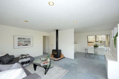 Photo of property in 8 Bayview Place, Cass Bay, Lyttelton, 8082