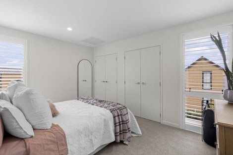 Photo of property in 2 Mcgibbon Lane, Jacks Point, 9371