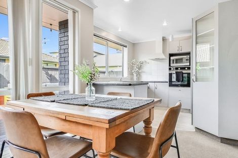 Photo of property in 14 Parkside Drive, Huntington, Hamilton, 3210