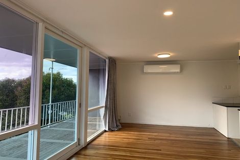 Photo of property in 4130 Great North Road, Glendene, Auckland, 0602