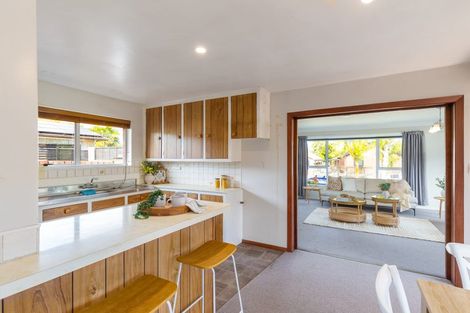 Photo of property in 36 Jenkins Avenue, Redwood, Christchurch, 8051