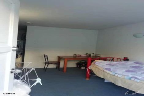 Photo of property in Parkland Flats, 2/51 Adams Terrace, Kelburn, Wellington, 6021