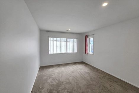 Photo of property in 40 Johns Creek Crescent, Silverdale, 0932