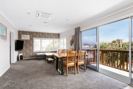 Photo of property in 1 Kowai Grove, Omokoroa, 3114
