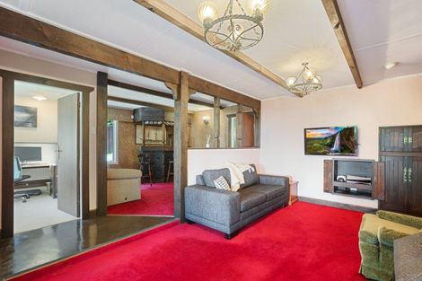 Photo of property in 10 Haven Grove, Naenae, Lower Hutt, 5011