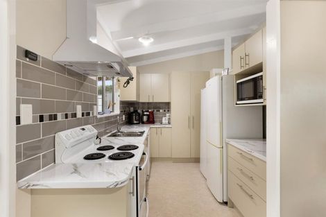 Photo of property in 6 Milsom Place, Te Puke, 3119