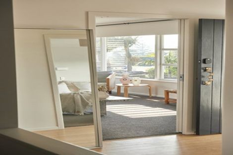 Photo of property in 1/268 Sunset Road, Windsor Park, Auckland, 0632