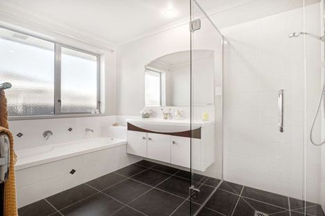 Photo of property in 5 Barbary Close, Wharewaka, Taupo, 3330