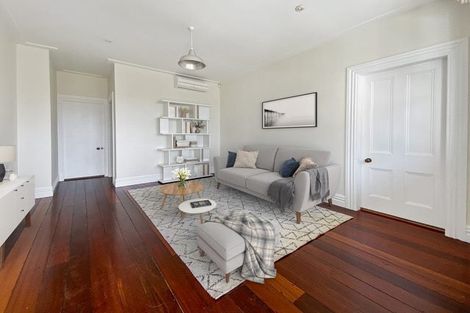 Photo of property in 18 Central Terrace, Kelburn, Wellington, 6012