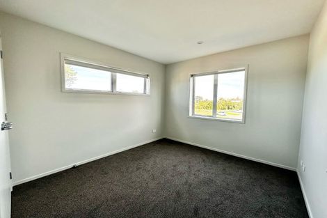 Photo of property in 8 Recovery Road, Papakura, 2110