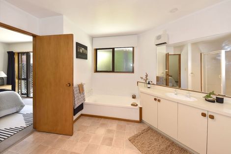 Photo of property in 2/310 Withells Road, Avonhead, Christchurch, 8042