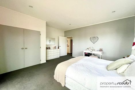 Photo of property in 98 Gover Street, New Plymouth, 4310