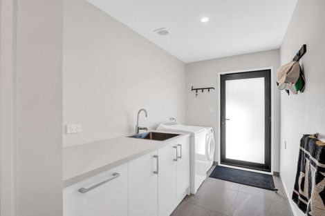 Photo of property in 28 Te Haunui Lane, Pegasus, 7612