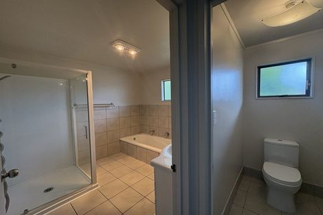 Photo of property in 35 Western Hills Drive, Kensington, Whangarei, 0112