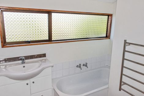 Photo of property in 117 Prestons Road, Redwood, Christchurch, 8051