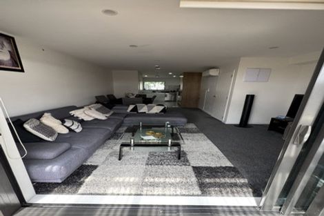 Photo of property in 7/4017 Great North Road, Glen Eden, Auckland, 0602