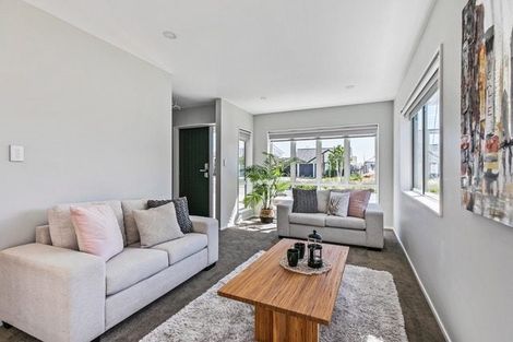 Photo of property in 31 Matata Drive, Takanini, 2112
