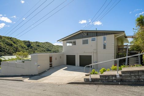 Photo of property in 4a Rutland Street, Picton, 7220