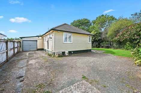 Photo of property in 1 Kenney Crescent, Fairfield, Hamilton, 3214