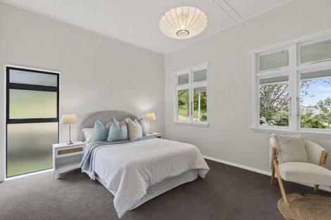 Photo of property in 327 Awai Road, Tarurutangi, New Plymouth, 4372