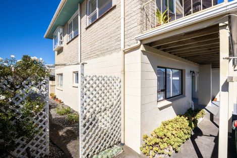 Photo of property in 3/9 Hine Street, New Plymouth, 4310