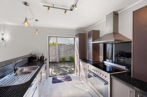 Photo of property in 137 The Fairway, Matarangi, Whitianga, 3592