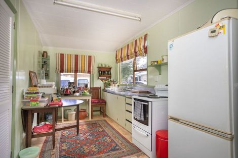 Photo of property in 10 Allardice Street, Dannevirke, 4930