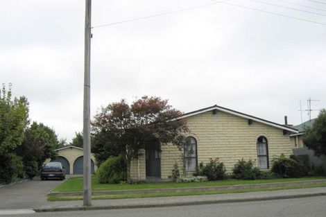 Photo of property in 166 Mcmurdo Street, Tinwald, Ashburton, 7700