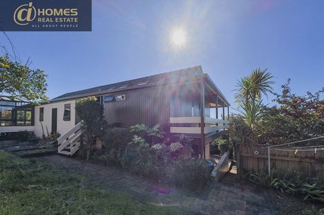 Photo of property in 7 Galaxy Drive, Mairangi Bay, Auckland, 0630