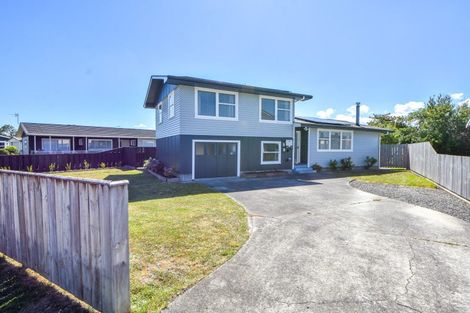 Photo of property in 10 Fairbrother Street, Carterton, 5713