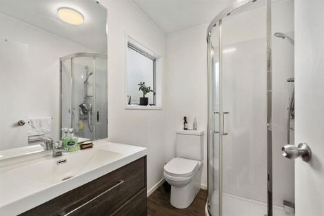 Photo of property in 3 June Place, Torbay, Auckland, 0630