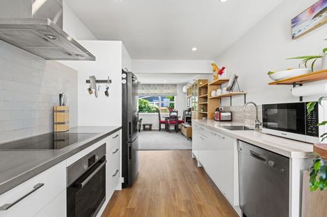 Photo of property in 3/82 Holly Road, St Albans, Christchurch, 8014