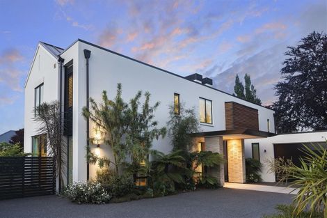 Photo of property in 93 Mays Road, St Albans, Christchurch, 8052