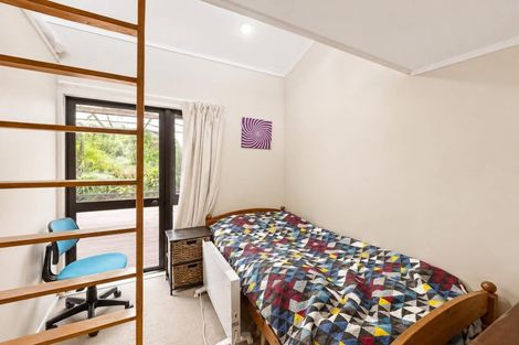 Photo of property in 30 Charles Dickens Drive, Mellons Bay, Auckland, 2014