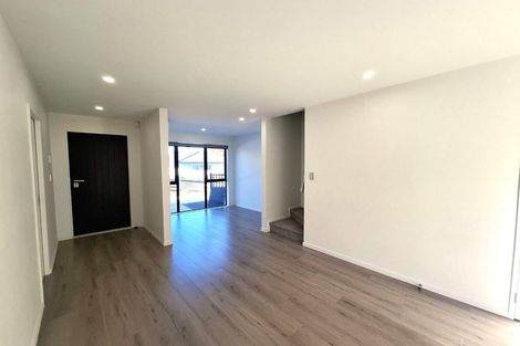 Photo of property in 70c Stanley Road, Glenfield, Auckland, 0629