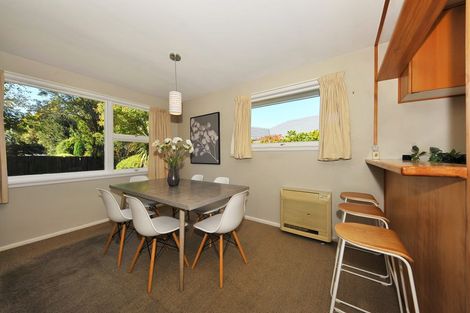 Photo of property in 10 Flower Street, Bryndwr, Christchurch, 8053