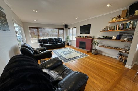 Photo of property in 25 Jaemont Avenue, Te Atatu South, Auckland, 0610