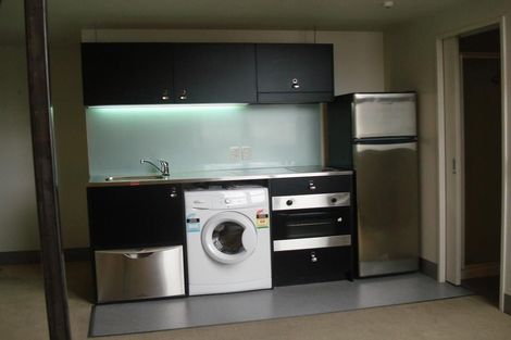 Photo of property in Urbane Apartments, 48/29 Webb Street, Mount Cook, Wellington, 6011