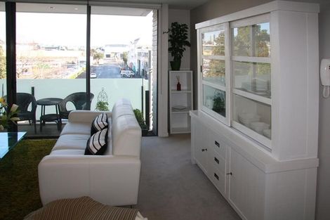Photo of property in Halsey Apartments At Lighter Quay, 514/77 Halsey Street, Auckland Central, Auckland, 1010
