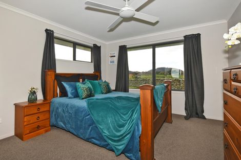 Photo of property in 27 Heartstone Place, Te Kamo, Kamo, 0185