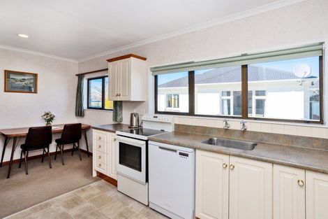 Photo of property in 24 Palmer Street, Grasmere, Invercargill, 9810
