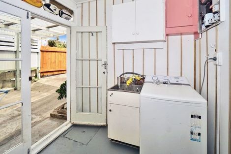 Photo of property in 12 Williams Crescent, Maketu, Te Puke, 3189