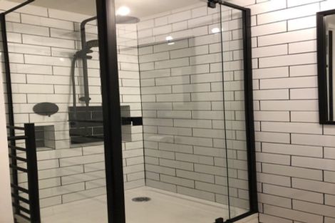 Photo of property in 7/241 Hinemoa Street, Birkenhead, Auckland, 0626